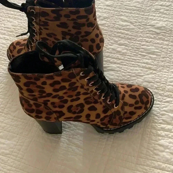 Bamboo boots - Picture 1 of 5